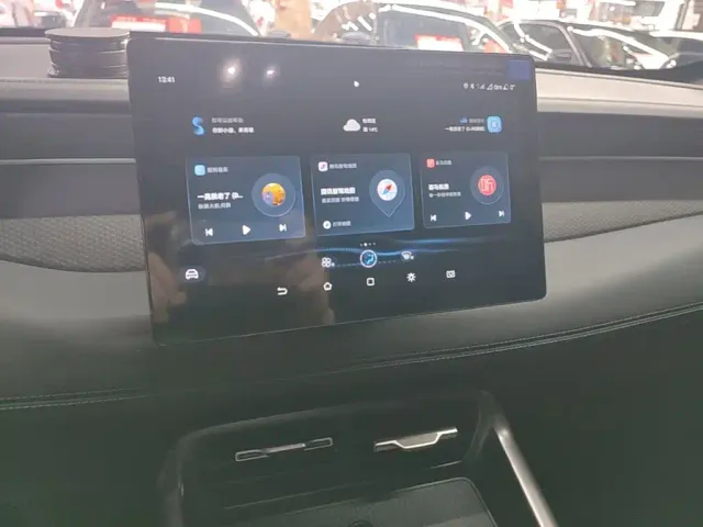 BYD Qin PLUS — Фото автомобиля 12