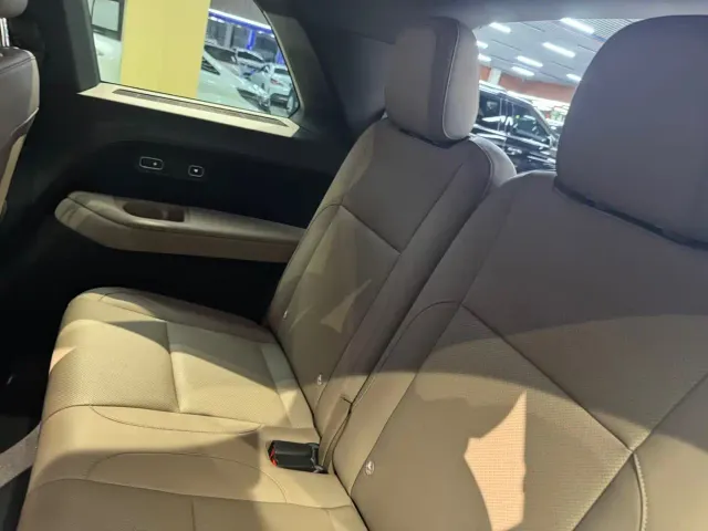 Li Auto Li Xiang L9 2025 Ultra Smart Renewal Edition — Фото автомобиля 8