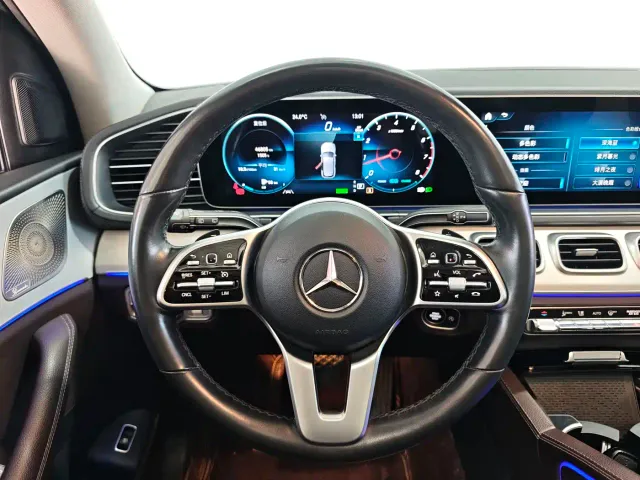 Mercedes-Benz GLE-Class — Фото автомобиля 9