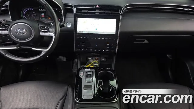 Hyundai Tucson Tucson (NX4) Дизель 2.0 2WD — Фото автомобиля 14