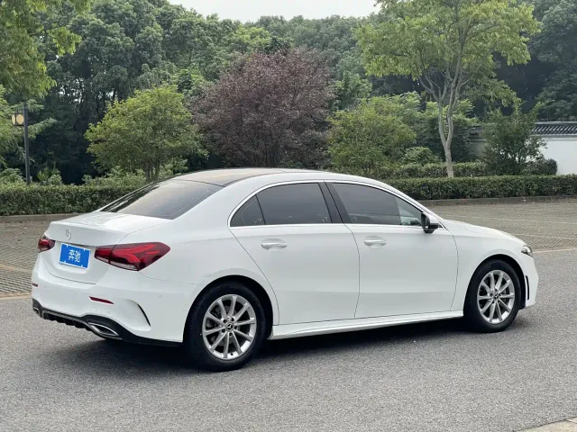 Mercedes-Benz A-Class — Фото автомобиля 17