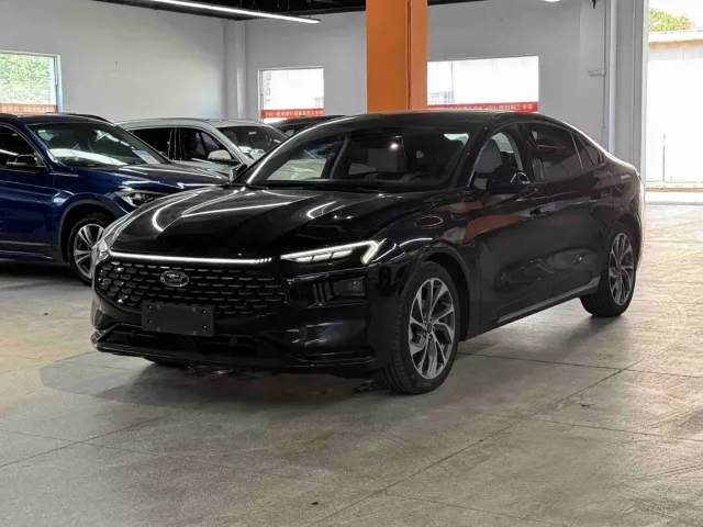 Ford Mondeo — Фото автомобиля 2