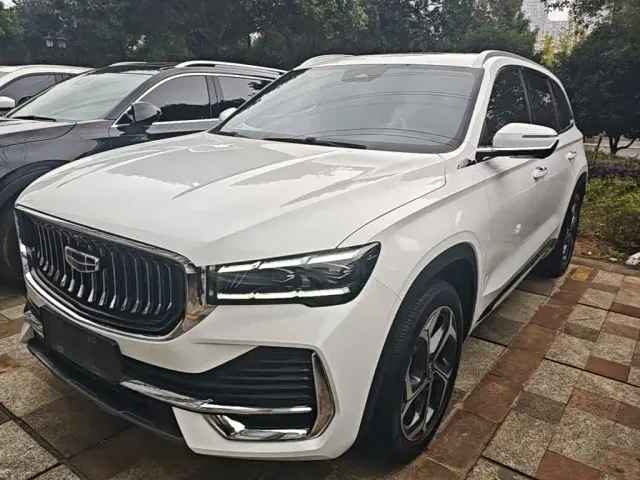 Фотография автомобиля — Geely Xingyue L