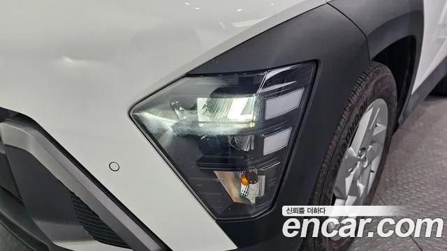 Hyundai Kona — Фото автомобиля 7