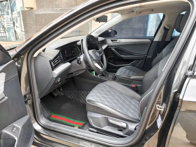 Volkswagen Sagitar — Фото автомобиля 15