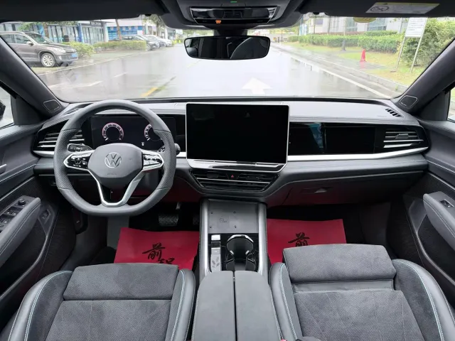 Volkswagen Passat — Фото автомобиля 5