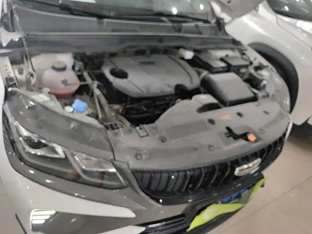 Geely Binyue — Фото автомобиля 15