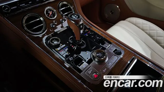 Bentley Continental — Фото автомобиля 9