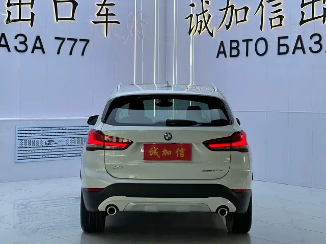 BMW X1 — Фото автомобиля 5