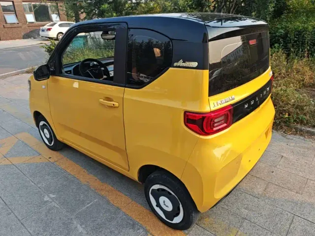 Wuling Hongguang Mini EV — Фото автомобиля 4
