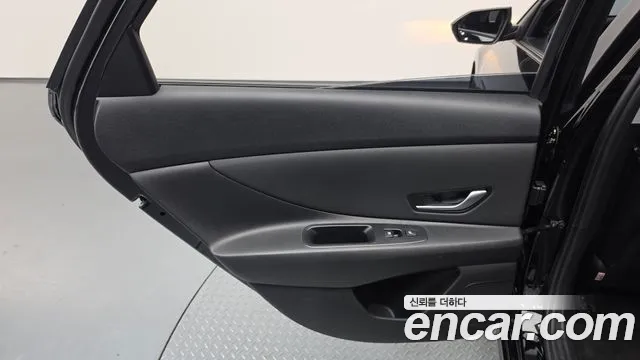 Hyundai Avante CN7 — Фото автомобиля 14