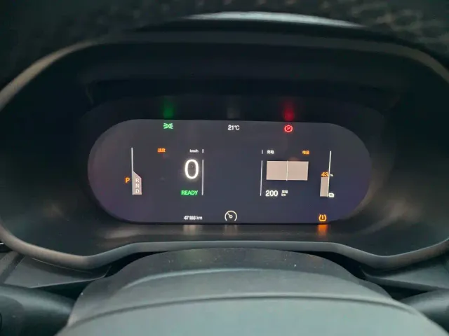 Polestar 2 — Фото автомобиля 15