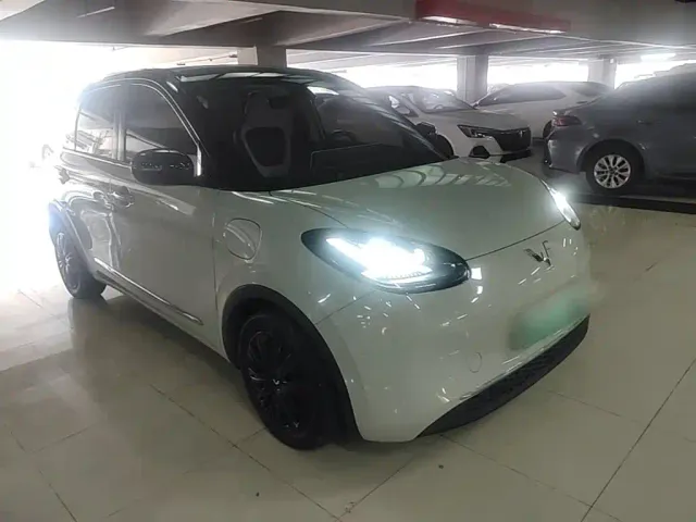 Wuling Bingo — Фото автомобиля 3