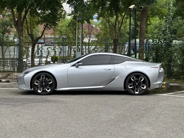 Lexus LC — Фото автомобиля 7