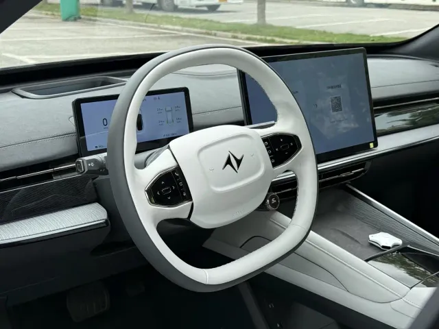 Dongfeng eπ 007 — Фото автомобиля 7