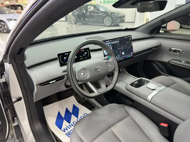Changan Qiyuan A06 — Фото автомобиля 5