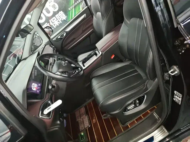GAC Trumpchi M6 — Фото автомобиля 14