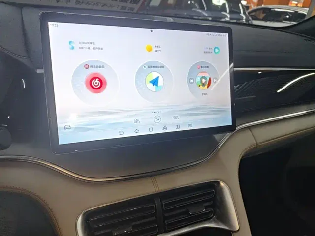 BYD Song PLUS — Фото автомобиля 12