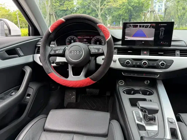 Audi A4L — Фото автомобиля 11