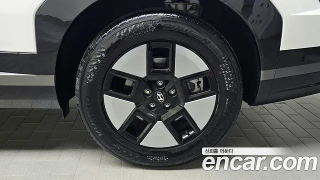 Hyundai Santa Fe MX5 — Фото автомобиля 6