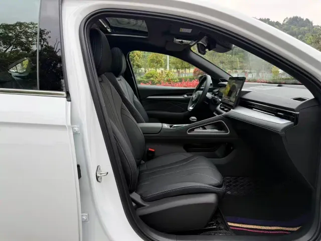 Geely Xingrui — Фото автомобиля 6