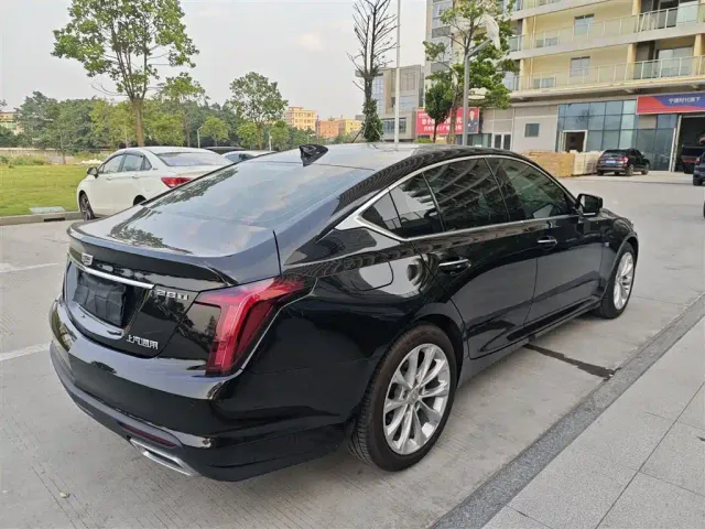 Cadillac CT5 — Фото автомобиля 4