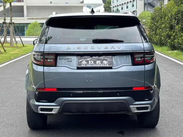 Land Rover Discovery Sport — Фото автомобиля 17