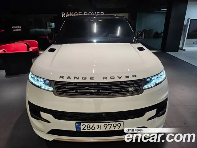 Land Rover Range Rover Sport — Фото автомобиля 8