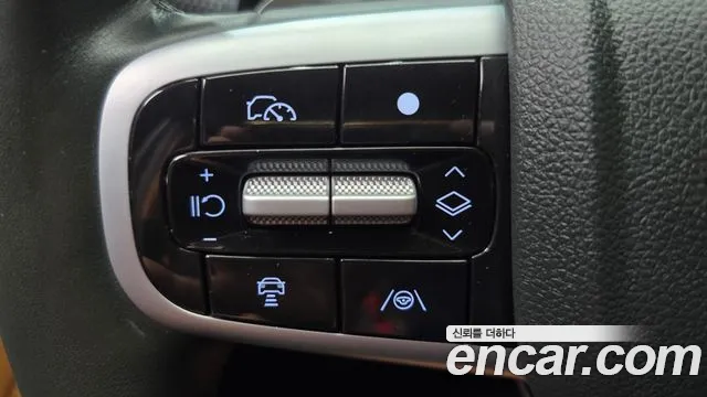 Genesis GV80 — Фото автомобиля 15