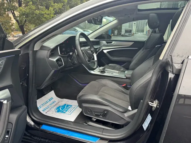 Audi Audi A7L 2024 45 TFSI Luxury — Фото автомобиля 5