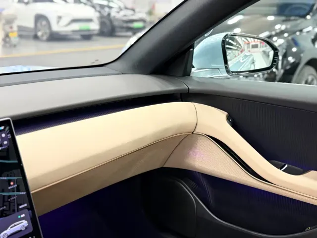 Nio ET5 Touring — Фото автомобиля 15