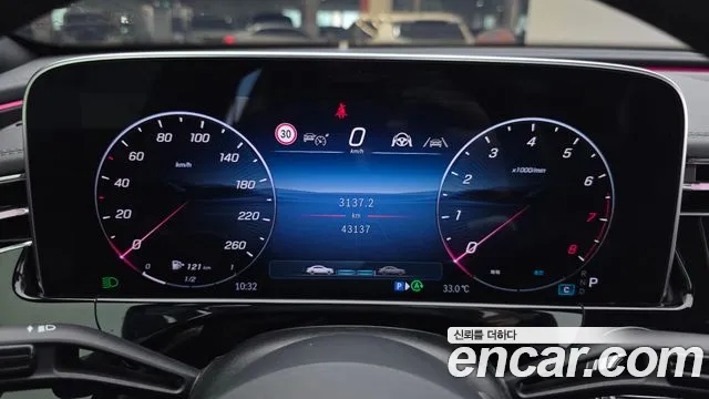 Mercedes-Benz E-Class E-класс W214 E300 4MATIC Exclusive — Фото автомобиля 8