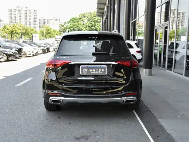 Mercedes-Benz GLE-Class — Фото автомобиля 4
