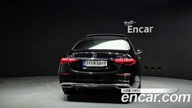 Mercedes-Benz S-Class — Фото автомобиля 4