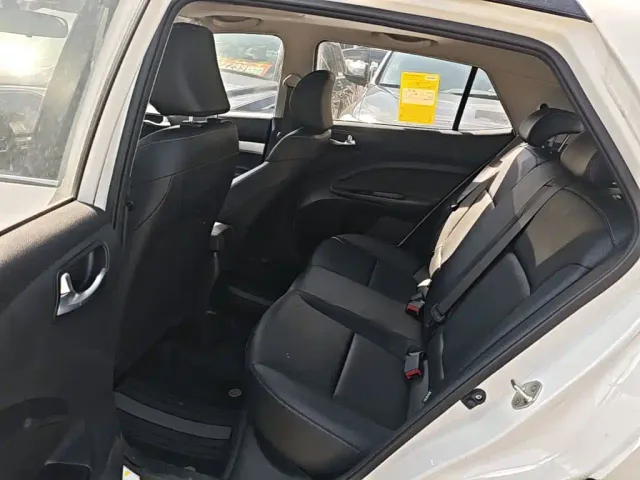 Kia KX1 — Фото автомобиля 16