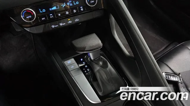 Hyundai AVANTE Avante (CN7) — Фото автомобиля 9