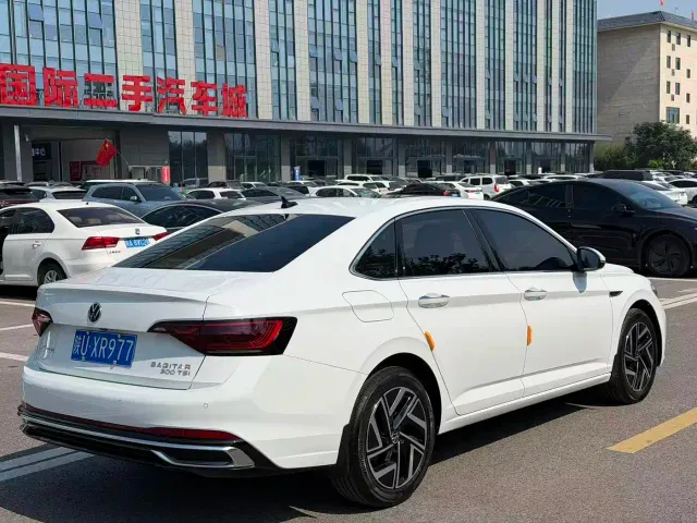 Volkswagen Sagitar — Фото автомобиля 13
