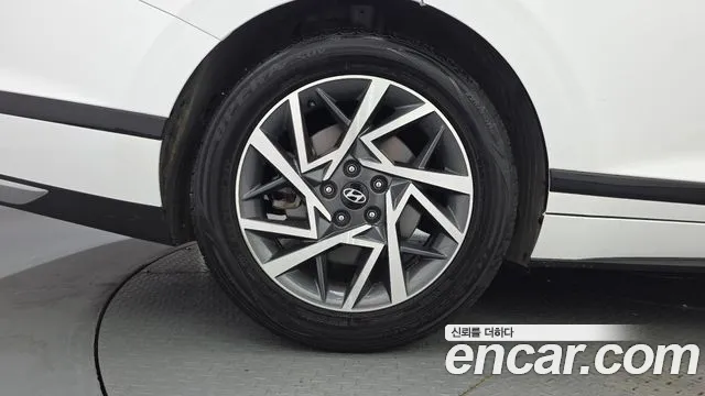 Hyundai Grandeur Grandeur (GN7) 3.5 LPG 2WD (Такси) — Фото автомобиля 5