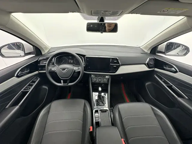 Jetta VS5 — Фото автомобиля 6