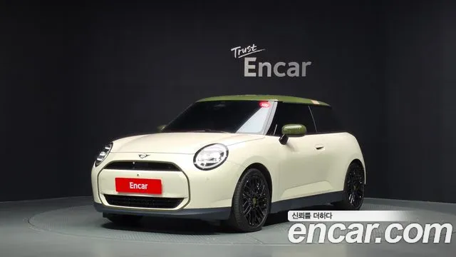 Фотография автомобиля — MINI Cooper