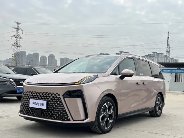 Фотография автомобиля — Maxus G70