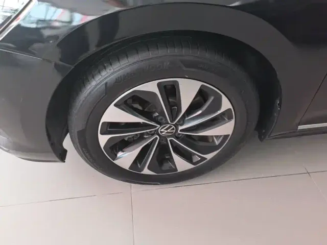 Volkswagen Passat — Фото автомобиля 22