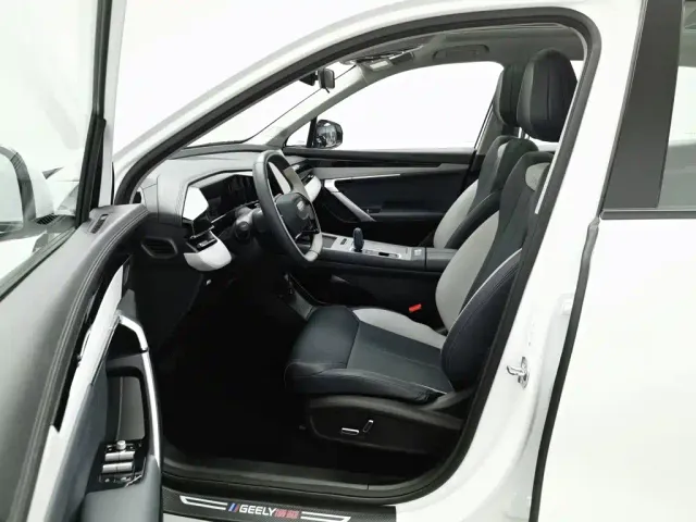 Geely Boyue L — Фото автомобиля 10