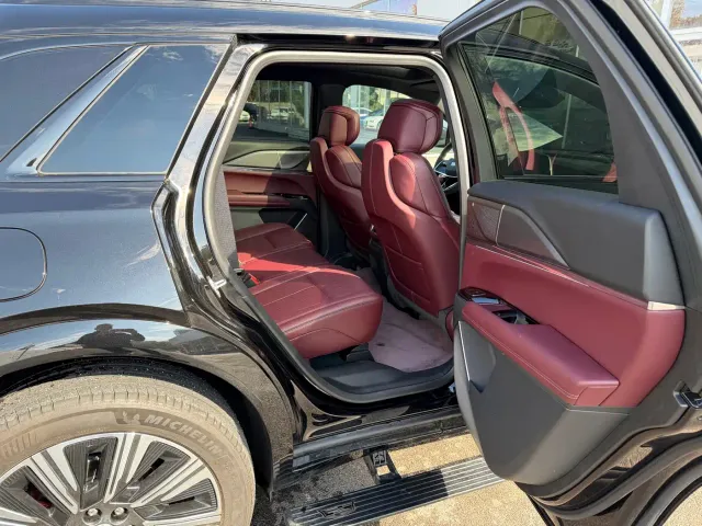 Cadillac XT5 PHEV — Фото автомобиля 18