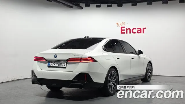 BMW 5-Series — Фото автомобиля 2