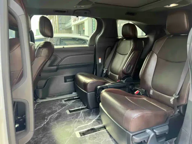 Toyota Granvia — Фото автомобиля 9