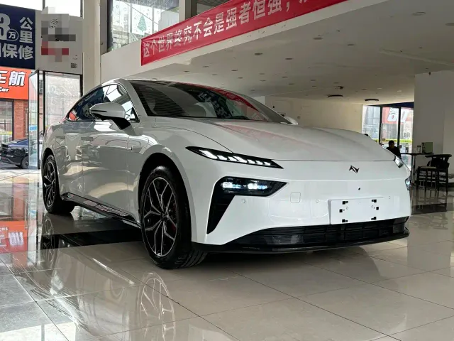 Dongfeng eπ 007 — Фото автомобиля 2