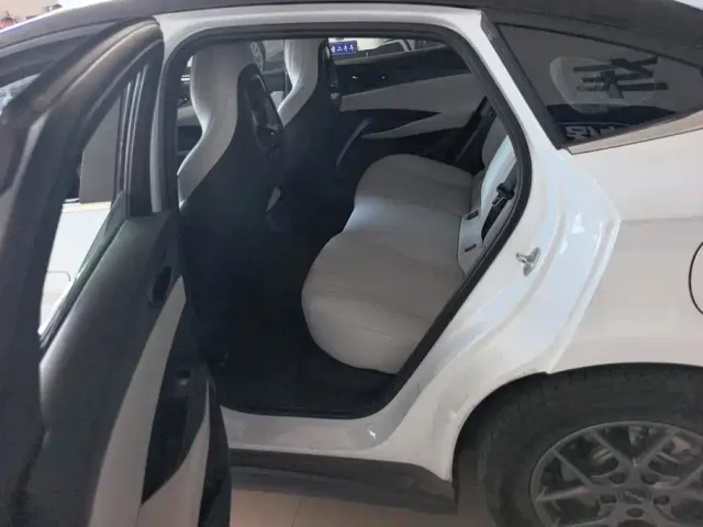 BYD Seal 06 — Фото автомобиля 11