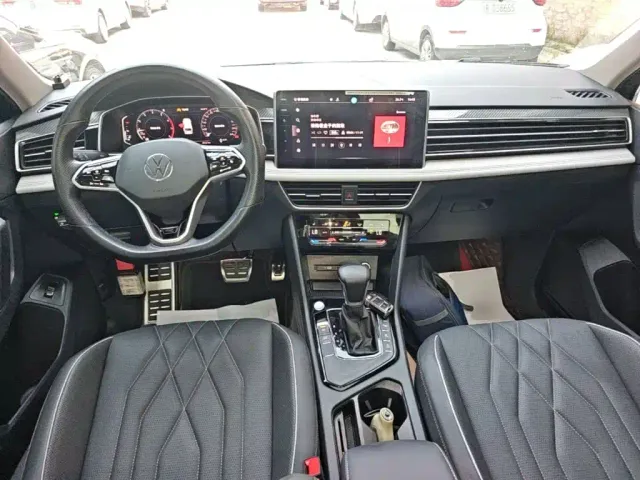 Volkswagen Tiguan L — Фото автомобиля 9