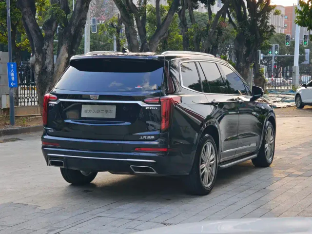 Cadillac XT6 — Фото автомобиля 7